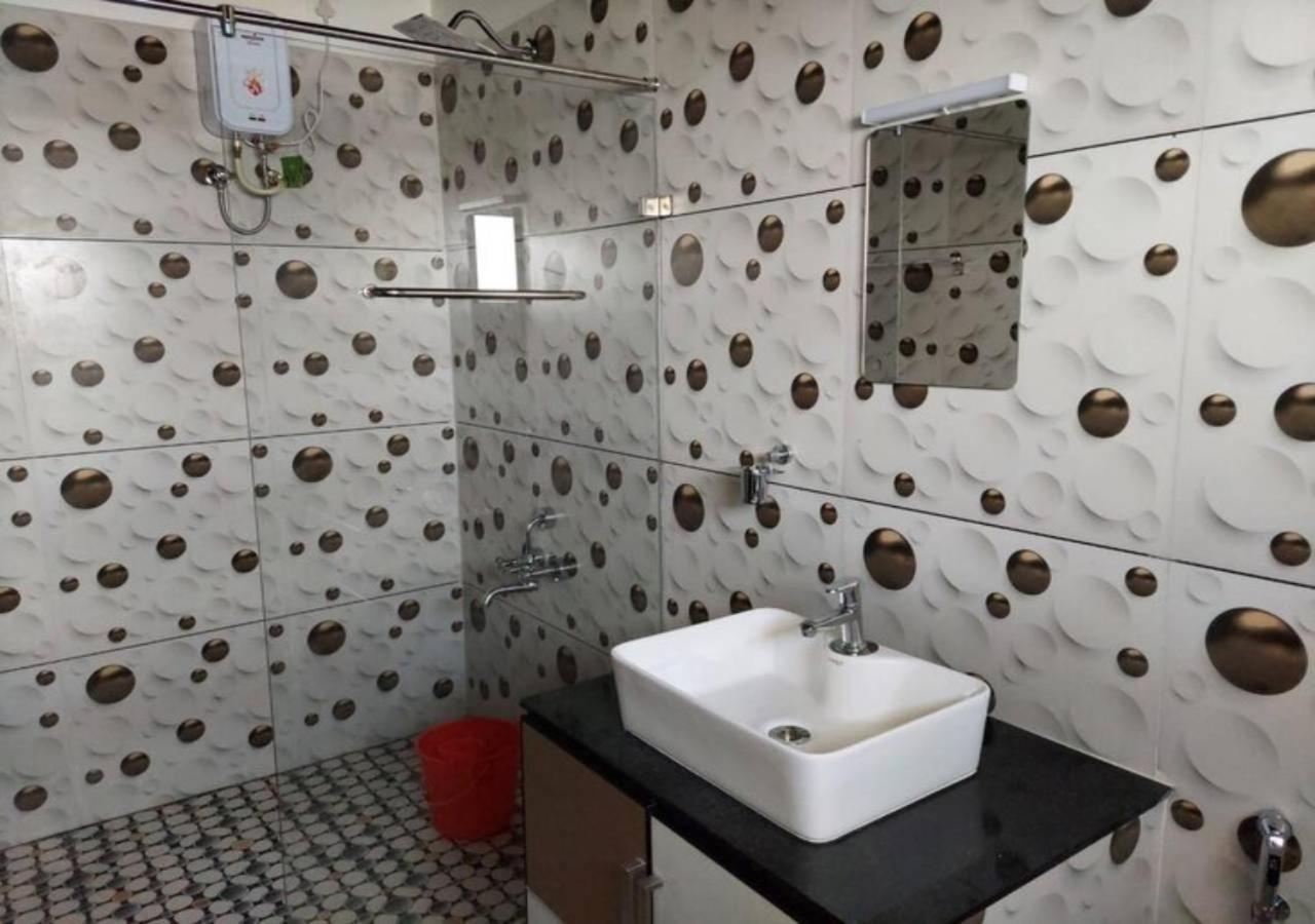 7Th Heaven Resorts Вагамон Екстериор снимка